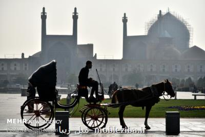اصفهان بهار ۱۴۰۰ یك روز هوای پاك نداشت