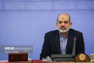 باید راه مدارس را برای طلاب باز نماییم