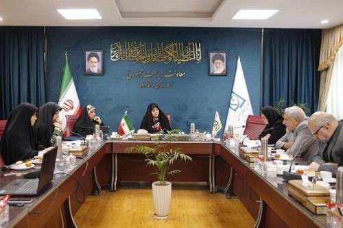 تدوین راهبردهای پیش گیری از مصرف دخانیات در بین زنان و خانواده ها