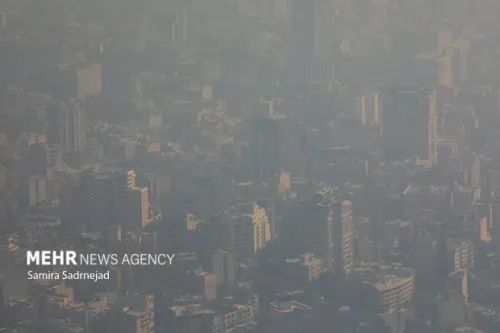 نفس تهران هنوز سنگین است ادامه وضعیت ناسالم در اطراف کاهش در مرکز