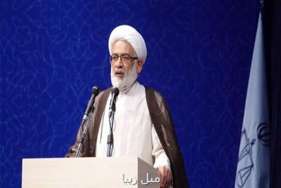 نباید چرخ تولید در كشور متوقف شود