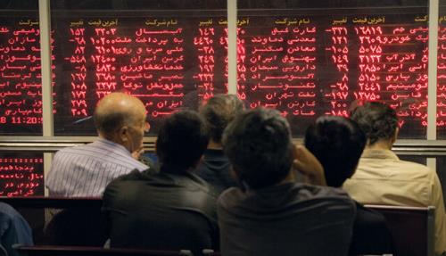 سود سهام داران بورسی خودرو در جیب دلالان!